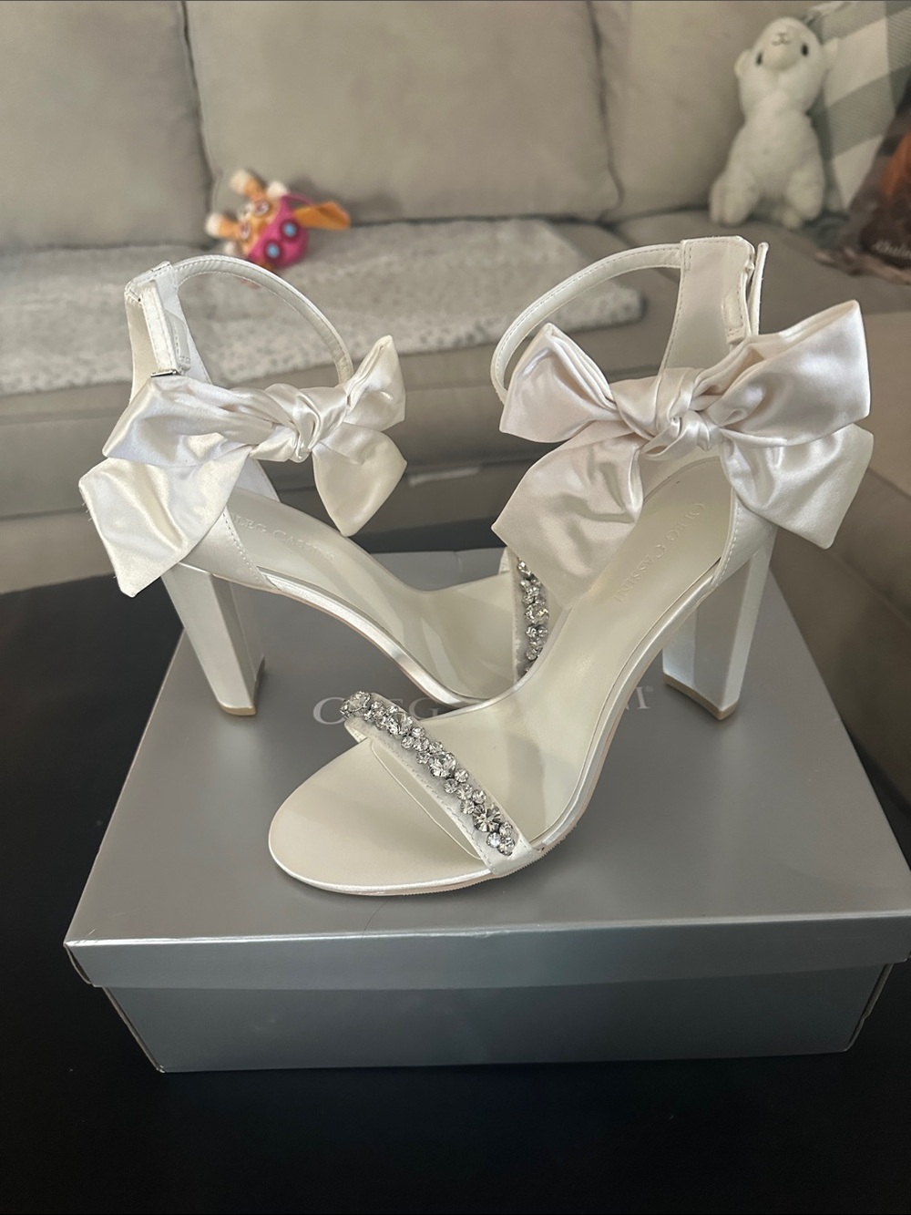 Oleg Cassini Satin Bow Embellished Block Heel - White